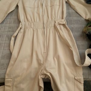 Meet your Posher, Perla